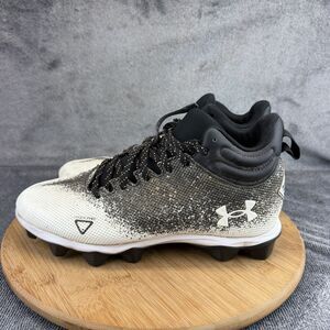 Under Armour Cleats Mens Size 8 White Black Football Mid Top Cleats 3025084-001